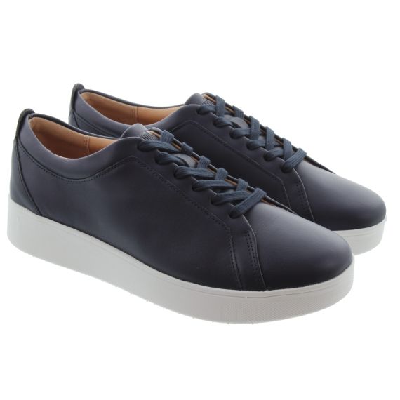 FITFLOP Ladies Fitflop Rally Leather in Navy