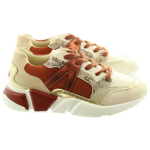 Ladies 2001 Lace Trainers In Brick Red